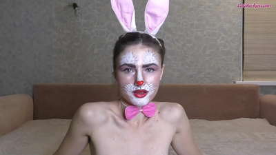 I-Sexy Bunny ifunxa uDick omkhulu we-BFF